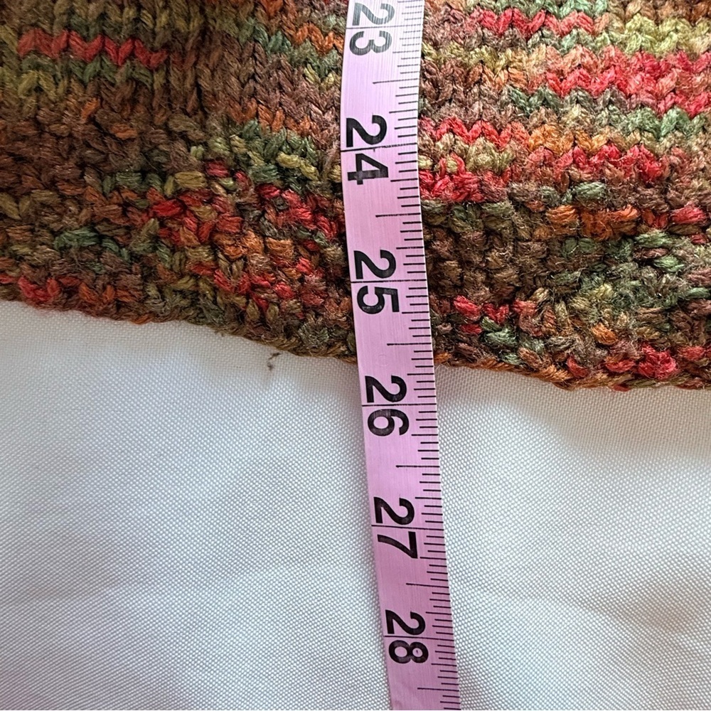 Multicolor Hand-Knit V-Neck Button Vest - Picture 11 of 11